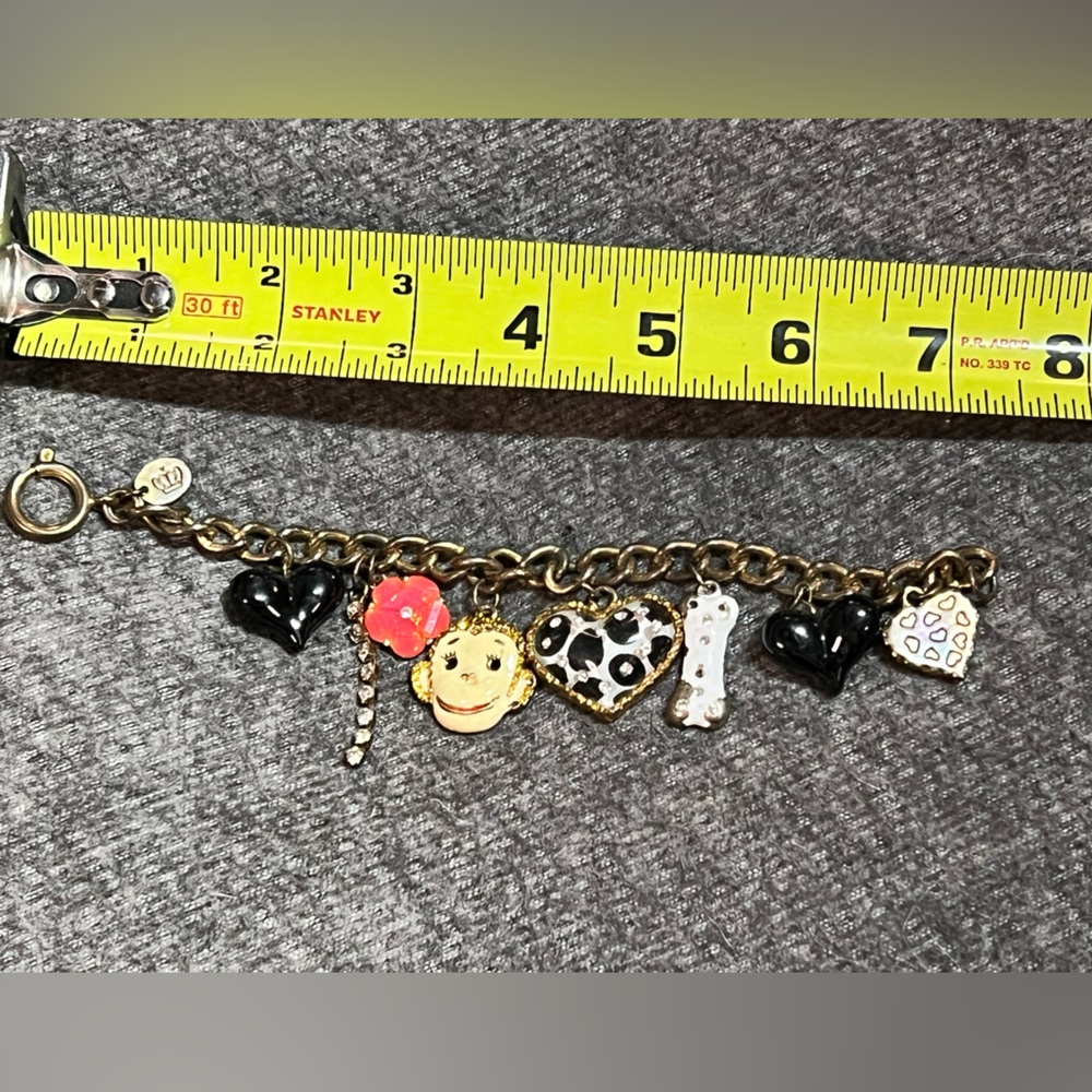 Juicy Couture limited edition charm bracelet 2010 rare black hearts and monkey